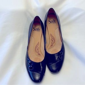 EUC SÖFFT LOW 2” HEEL; LEATHER PUMP; SIZE 8.5 N; BLACK; $25 GREAT COMFORT SHOE!